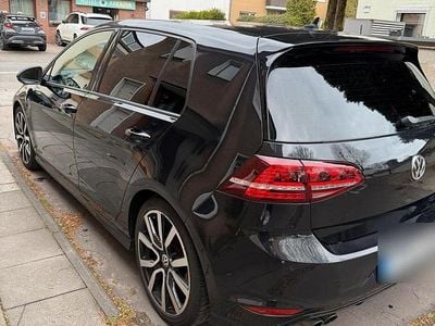 Brugt VW Golf VII R-line 150 HK (110 kW) 2015 Sort Sedan