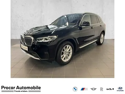 Gebraucht BMW X3 Sport Line 190 PS (139 kW) 2023 Schwarz SUV