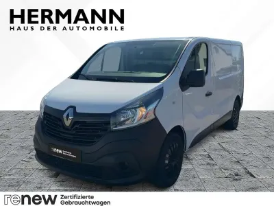 Second-hand Renault Trafic Komfort 120 CP (88 kW) 2018 Alb Monovolum