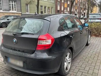 Gebraucht BMW 116 116 PS (85 kW) 2004 Schwarz Kleinwagen