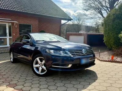 Gebraucht VW CC 140 PS (102 kW) 2012 Blau Limousine