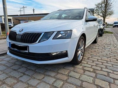 Gebraucht Skoda Octavia 150 PS (110 kW) 2020 Weiß Kombi