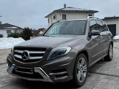 Gebraucht Mercedes GLK250 204 PS (150 kW) 2012 Braun SUV