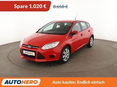 Gebraucht Ford Focus Ambiente 101 PS (74 kW) 2014 Rot Limousine