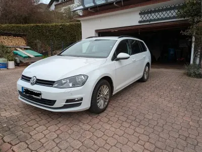 Gebraucht VW Golf VII Trendline 110 PS (80 kW) 2014 Weiß Kombi