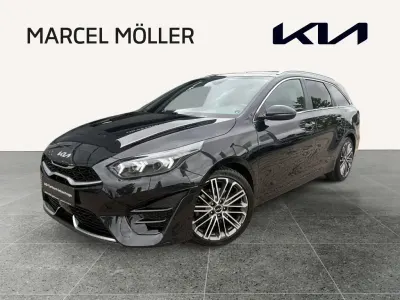 Gebraucht Kia Ceed 140 PS (102 kW) 2025 Zilinaschwarz met. (metallic) Kleinwagen