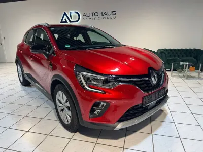 Gebraucht Renault Captur Intens 131 PS (96 kW) 2020 Rot SUV