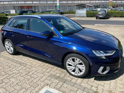 Gebraucht Audi A3 Advanced 150 PS (110 kW) 2022 Blau Limousine