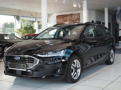 Gebraucht Ford Focus Cool & Connect 125 PS (91 kW) 2022 Schwarz Kombi