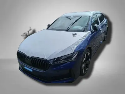 Gebraucht Skoda Superb SportLine 265 PS (194 kW) 2026 Atlantik blau metallic Kombi