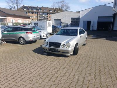 gebraucht Mercedes CLK200 