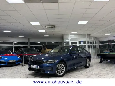 Gebraucht BMW 320 Sport Line 190 PS (139 kW) 2021 Blau Limousine