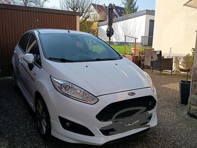 Gebraucht Ford Fiesta ST-Line 140 PS (102 kW) 2017 Weiß Kleinwagen