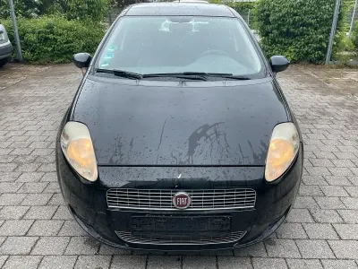 Occasion Fiat Punto 90 PK (66 kW) 2009 Zwart Hatchback