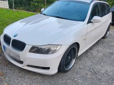 Gebraucht BMW 318 170 PS (125 kW) 2010 Weiß Kombi