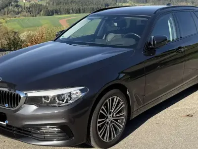 Gebraucht BMW 520 190 PS (139 kW) 2020 Grau Kombi