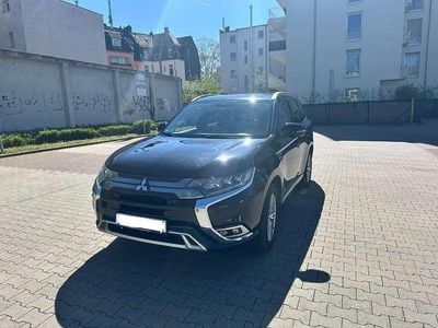 Mitsubishi Outlander P-HEV