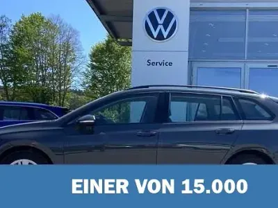 Gebraucht VW Golf VIII Style 131 PS (96 kW) 2023 Grau metallic Kombi