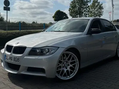 Gebraucht BMW 318 123 PS (90 kW) 2007 Silber Limousine