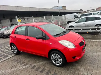 Gebraucht Toyota Yaris Sol 69 PS (50 kW) 2007 Rot Kleinwagen