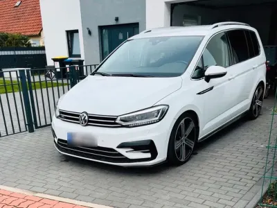 Gebraucht VW Touran R-line 190 PS (139 kW) 2017 Weiß Van / Kleinbus