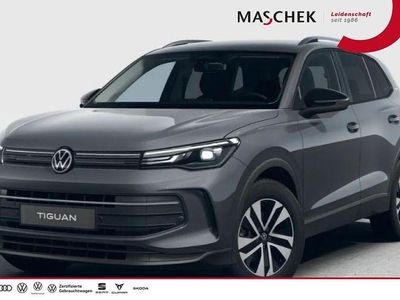 Neu VW Tiguan R-line 150 PS (110 kW) 2026 Delfingrau metallic SUV