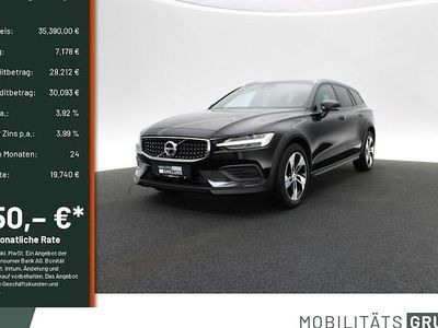 Begagnad Volvo V60 CC Plus 197 HK (144 kW) 2024 Svart Kombi
