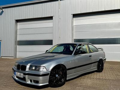 Gebraucht BMW 325 Performance 210 PS (154 kW) 1993 Silber Coupé