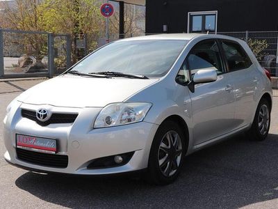 Gebraucht Toyota Auris Sol 124 PS (91 kW) 2009 Silber Kleinwagen