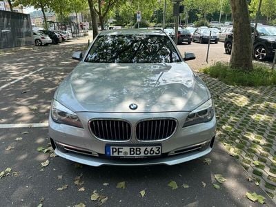 BMW 730
