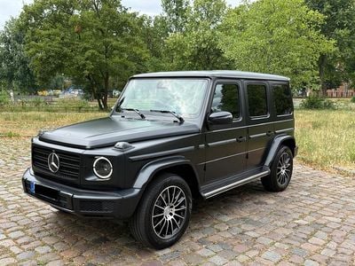 Mercedes G400