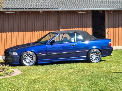 Gebraucht BMW 320 Cabriolet 150 PS (110 kW) 1997 Blau Cabrio
