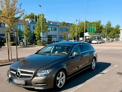 Gebraucht Mercedes CLS250 204 PS (150 kW) 2013 Andere farben Coupé