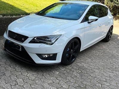 Usata Seat Leon FR 179 CV (131 kW) 2016 Bianco Berlina