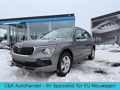 Neu Skoda Kamiq 95 PS (69 kW) 2025 Magic schwarz metallic SUV