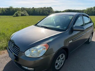 Brugt Hyundai Accent 2008 Grå Sedan