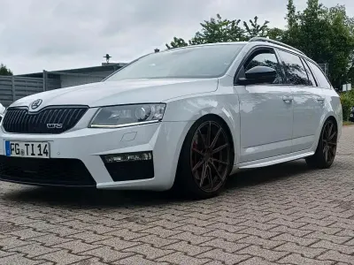 Gebraucht Skoda Octavia RS 295 PS (216 kW) 2016 Weiß Kombi