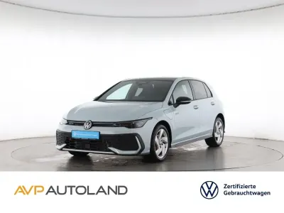 Gebraucht VW Golf VIII GTE 272 PS (200 kW) 2025 Crystal ice blue Limousine