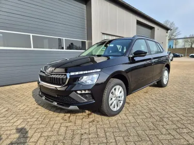 Neu Skoda Kamiq Selection 116 PS (85 kW) 2026 Schwarz SUV