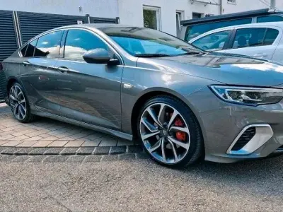 Gebraucht Opel Insignia 209 PS (153 kW) 2019 Grau Limousine