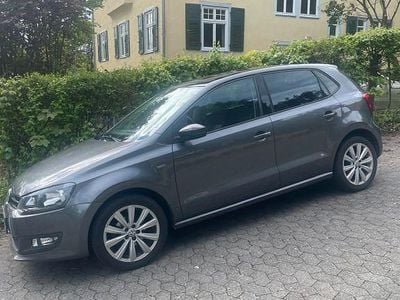 Gebraucht VW Polo Match 105 PS (77 kW) 2013 Grau Kleinwagen