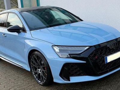 Second-hand Audi RS3 Sport 400 CP (294 kW) 2025 Albastru Berlinǎ