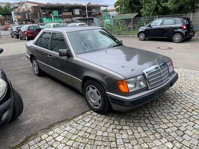 gebraucht Mercedes E300 E -Klasse Lim. (BM 124) 300 D