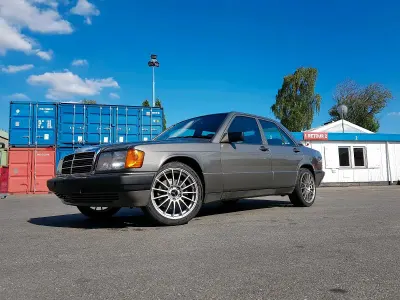 Gebraucht Mercedes 190 109 PS (80 kW) 1993 Limousine