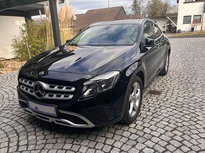Schwarz Gebraucht 2017 Mercedes GLA200 SUV | 16.720 € (Superpreis)