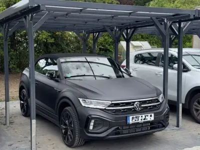 Gebraucht VW T-Roc Cabriolet R-line 150 PS (110 kW) 2024 Schwarz Cabrio