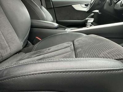 Gebraucht Audi A4 S-Line 190 PS (139 kW) 2020 Grau metallic
