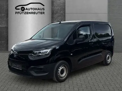 Gebraucht Toyota Proace City City 110 PS (80 kW) 2022 Schwarz Van / Kleinbus