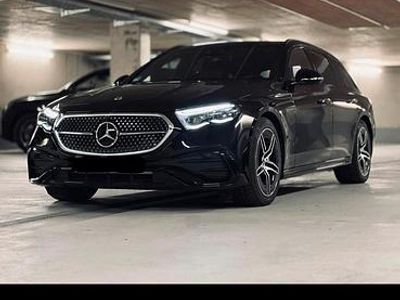 Gebraucht Mercedes E220 AMG line 197 PS (144 kW) 2024 Schwarz Kombi