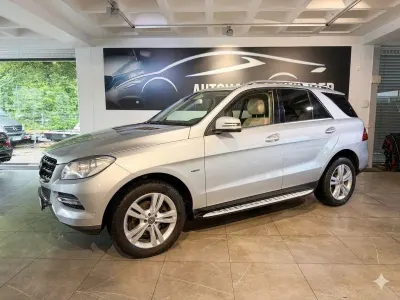 Gebraucht Mercedes ML350 258 PS (189 kW) 2011 Silber SUV